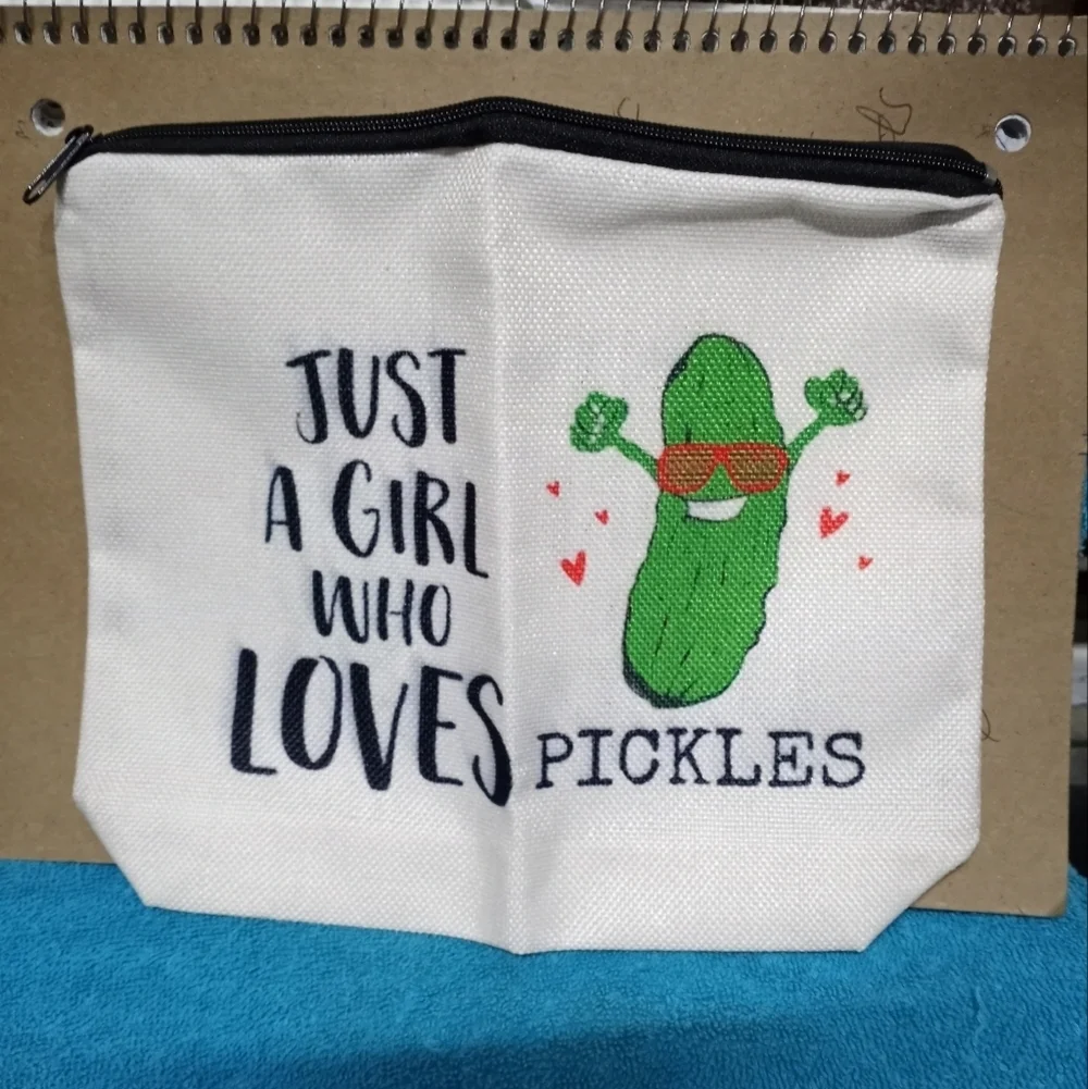 Pickle-Themed White and Green Women's Makeup Bag